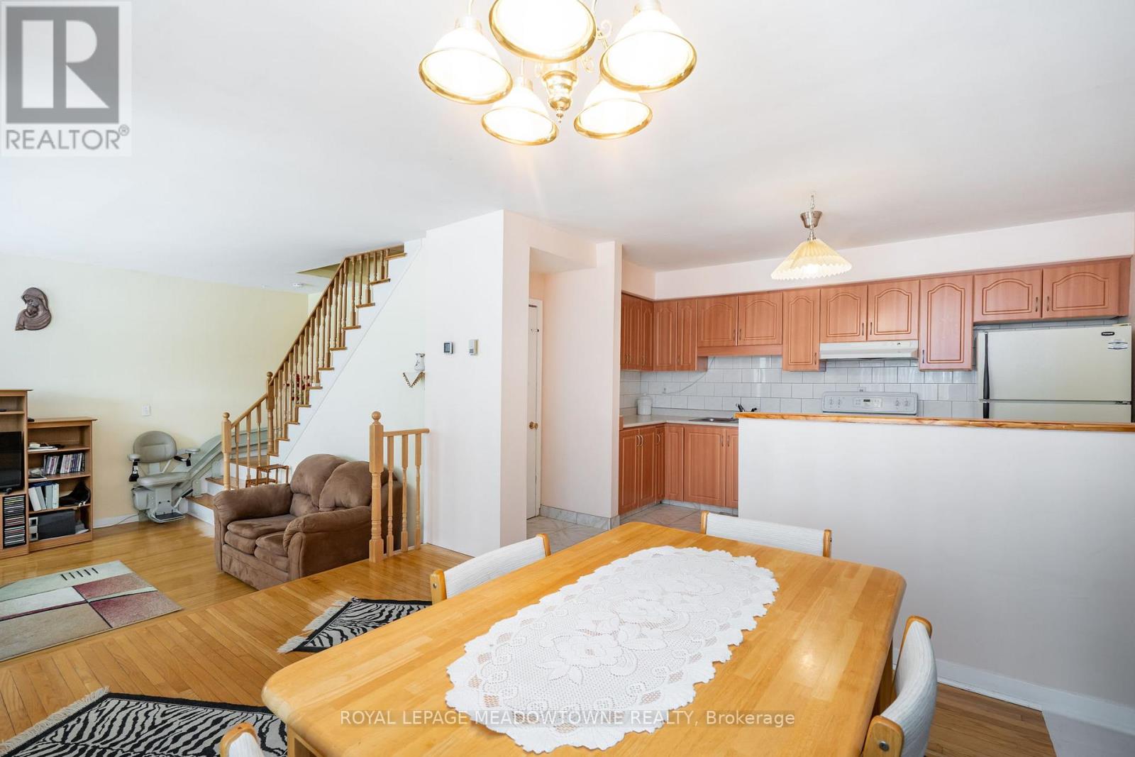 19 - 61 Ardglen Drive, Brampton, Ontario  L6W 1V1 - Photo 10 - W12819868