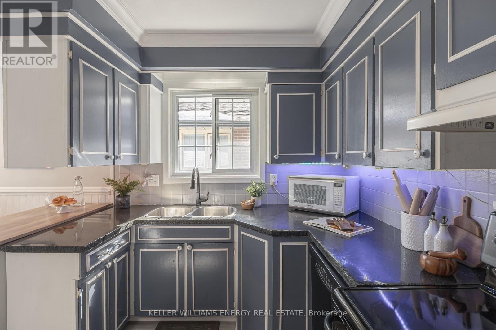 70 Oriole Court, Oshawa, Ontario  L1H 6Y5 - Photo 8 - E12820752