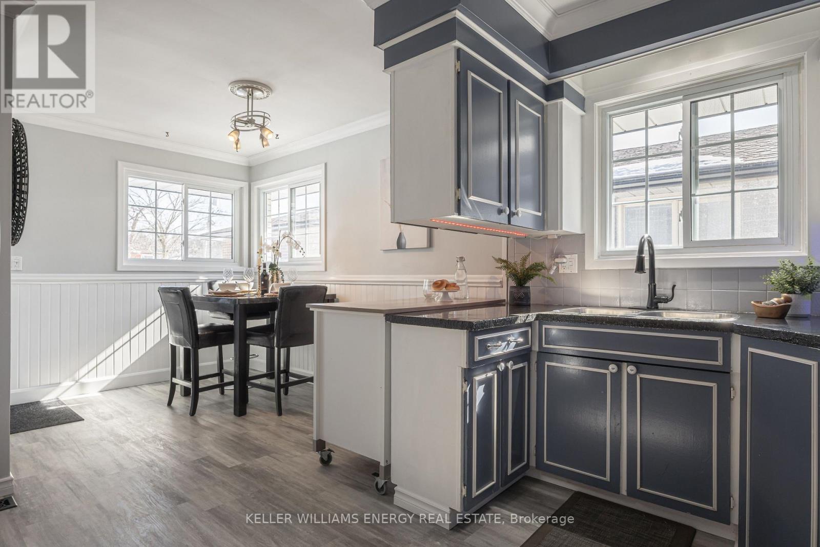 70 Oriole Court, Oshawa, Ontario  L1H 6Y5 - Photo 9 - E12820752