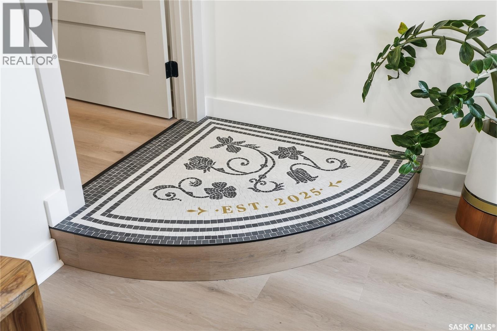 224 Elm Street E, Saskatoon, Saskatchewan  S7J 0G7 - Photo 4 - SK028669