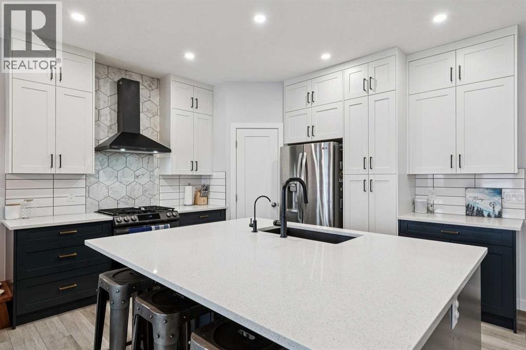 391 Tuscany Ridge Heights Nw, Calgary, Alberta  T3L 3B6 - Photo 5 - A2287001