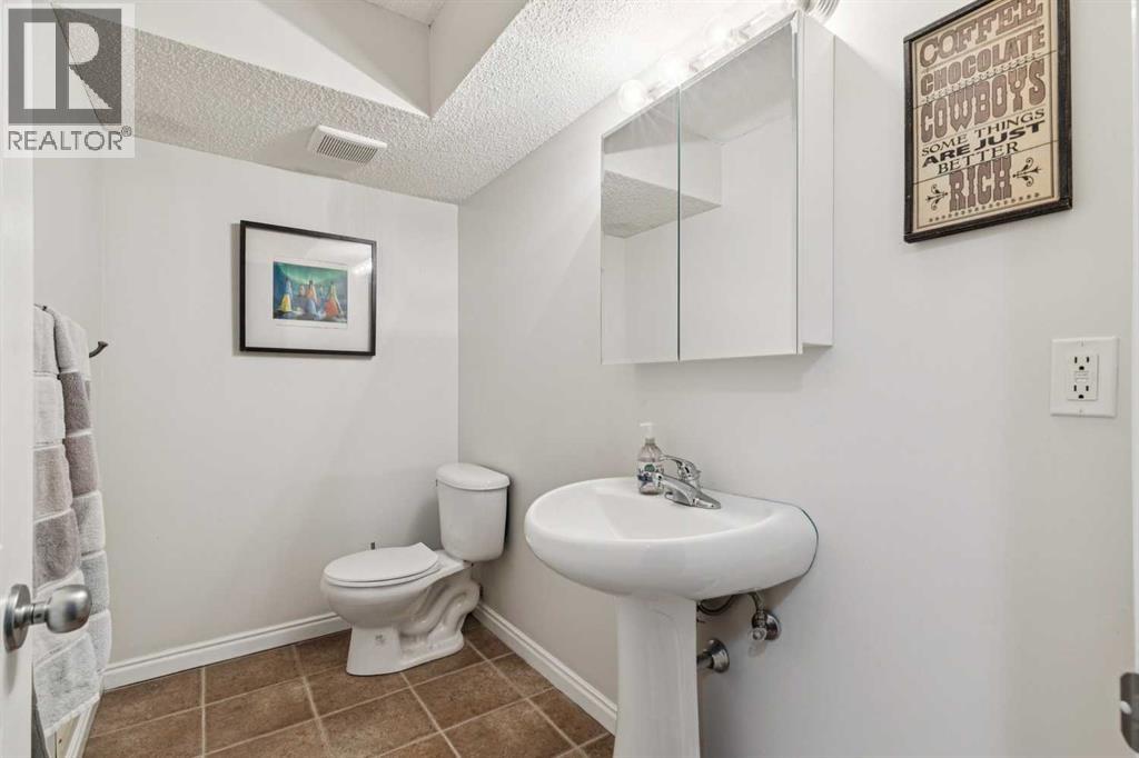 391 Tuscany Ridge Heights Nw, Calgary, Alberta  T3L 3B6 - Photo 24 - A2287001