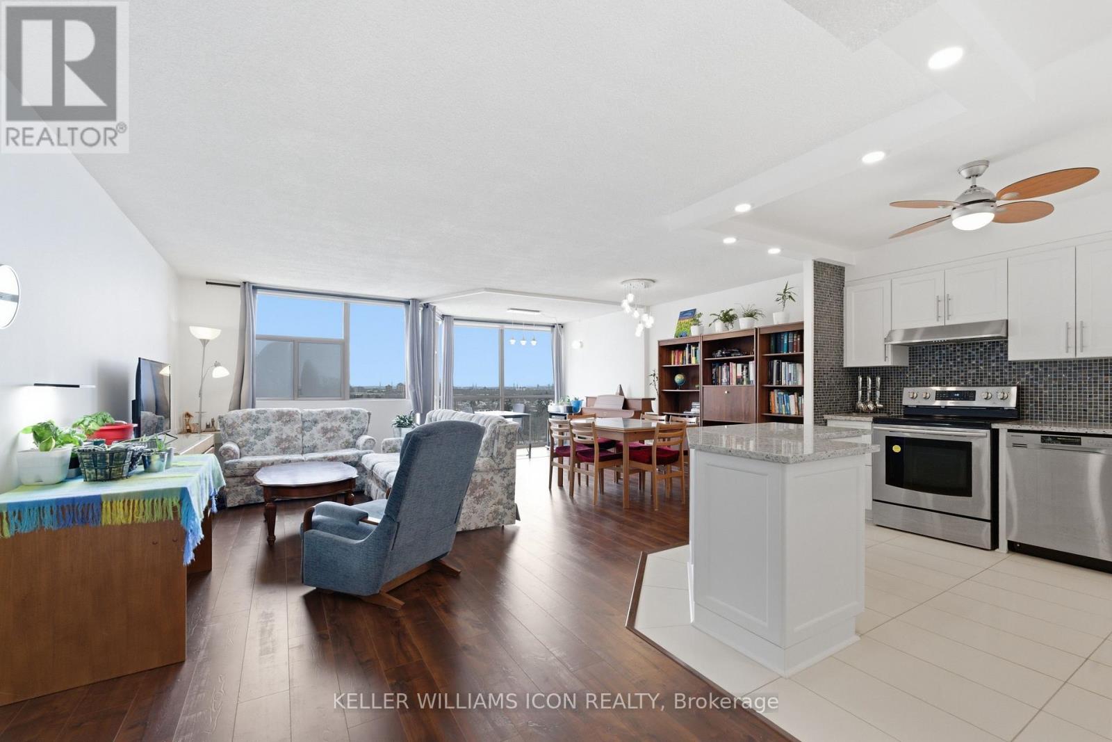 1011 - 2760 Carousel Crescent N, Ottawa, Ontario  K1T 2N4 - Photo 22 - X12820768