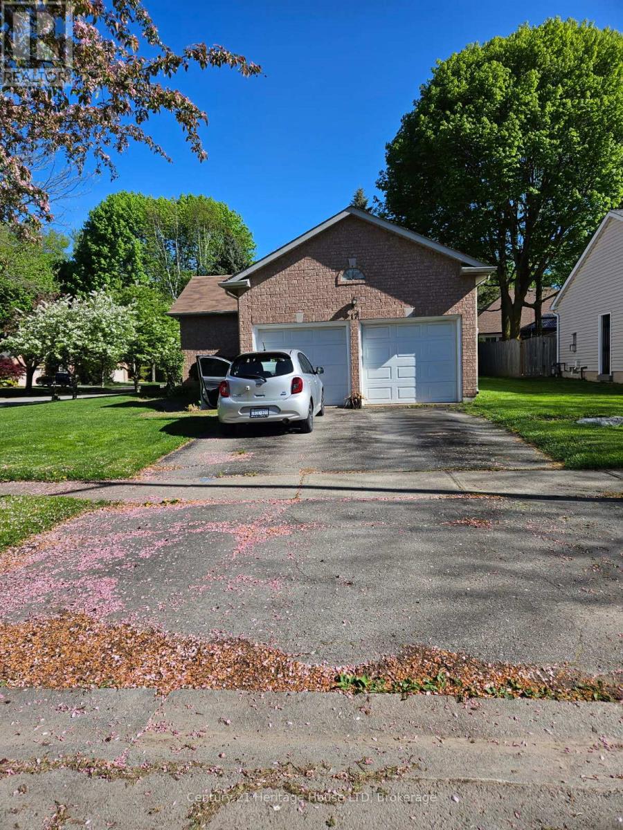 17 MEADOWBROOK LANE, Pelham, Ontario