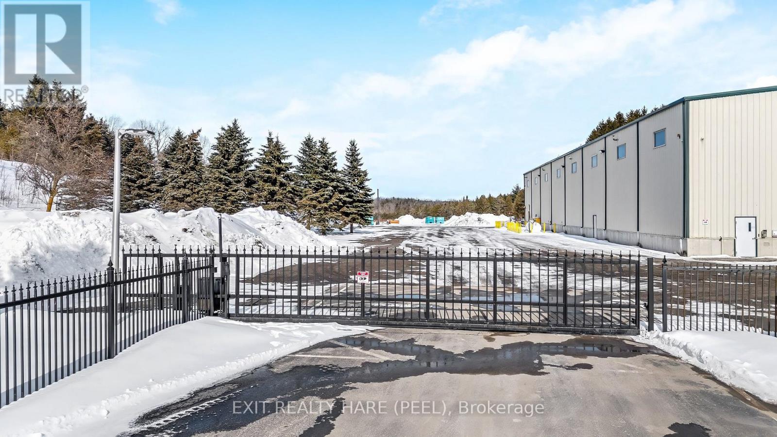 20383 Hurontario Street, Caledon, Ontario  L7K 1W8 - Photo 2 - W12761788