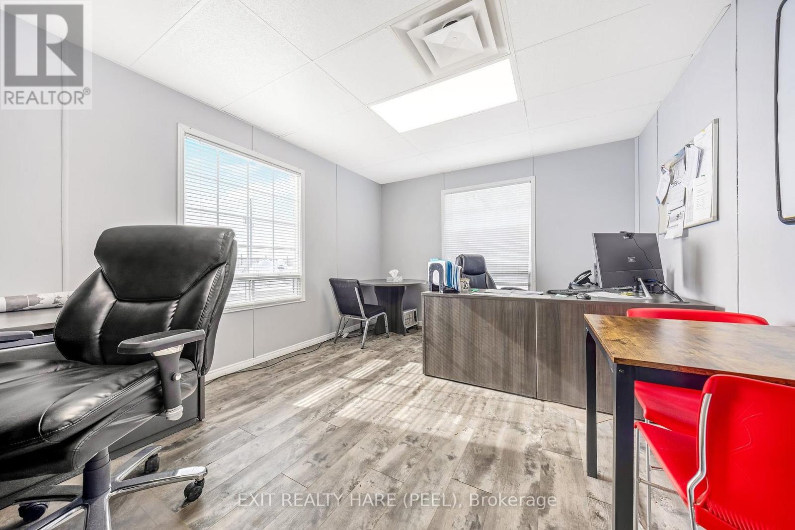 20383 Hurontario Street, Caledon, Ontario  L7K 1W8 - Photo 13 - W12761784
