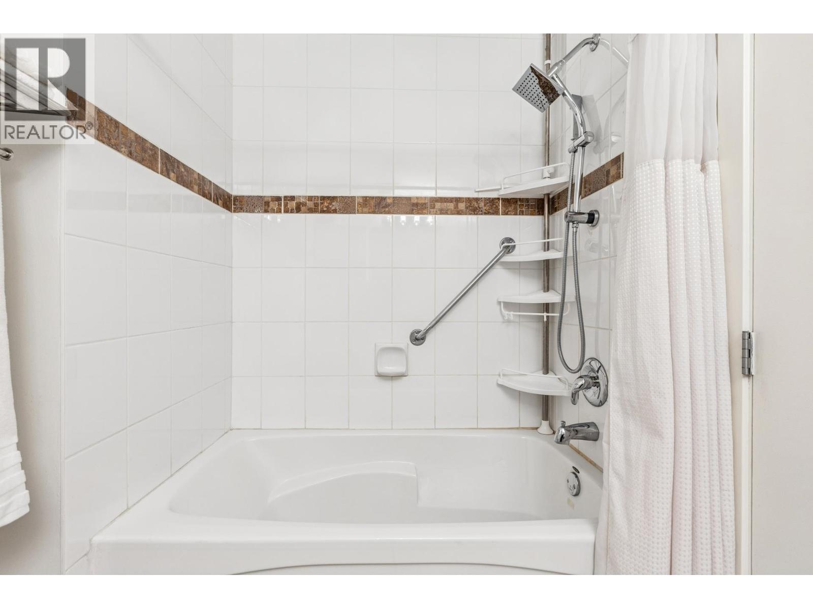 404 183 W 23rd Street, North Vancouver, British Columbia  V7M 2B1 - Photo 19 - R3093598