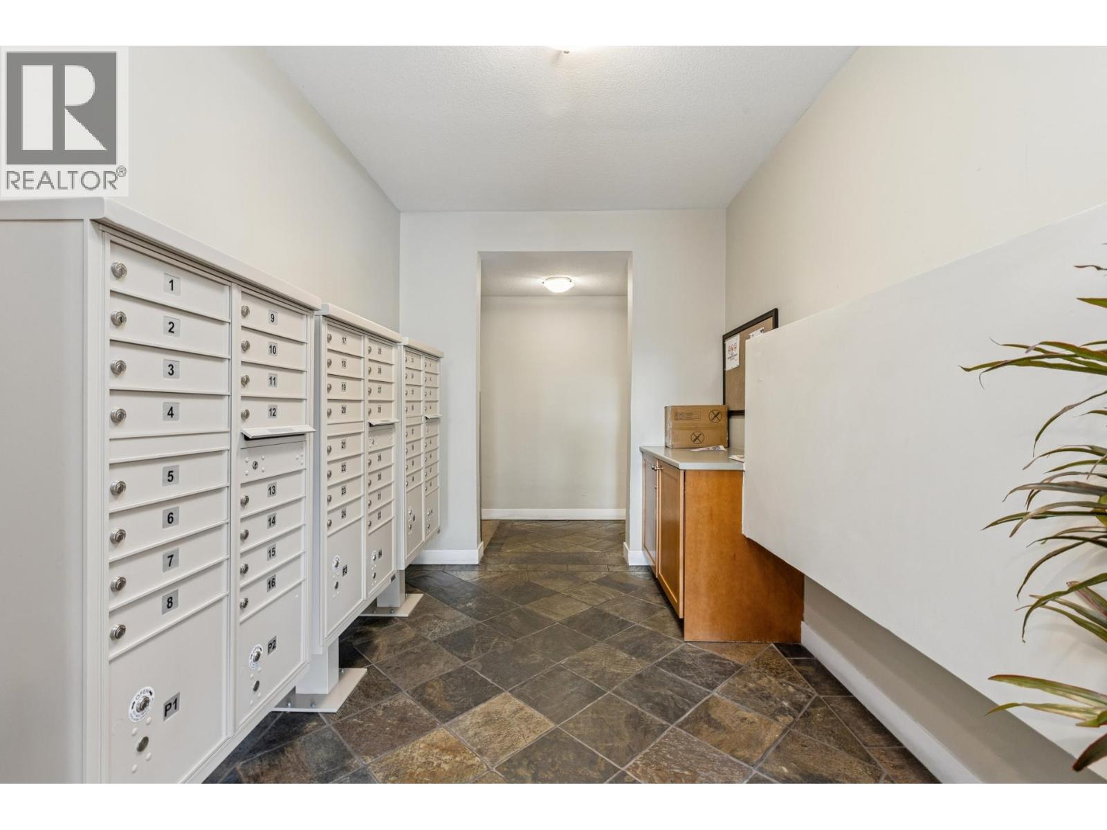 404 183 W 23rd Street, North Vancouver, British Columbia  V7M 2B1 - Photo 30 - R3093598