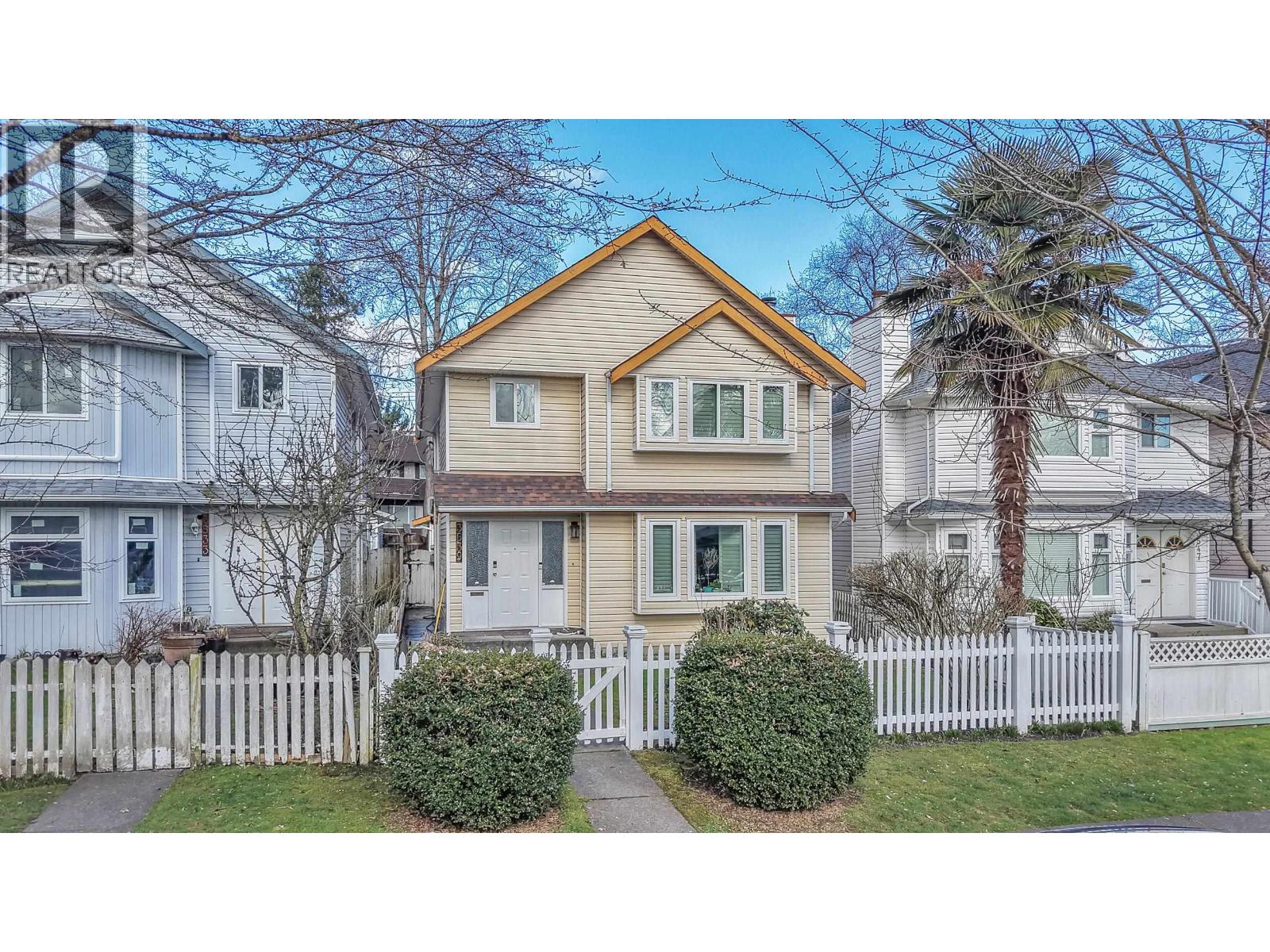 3539 NAPIER STREET, Vancouver, British Columbia