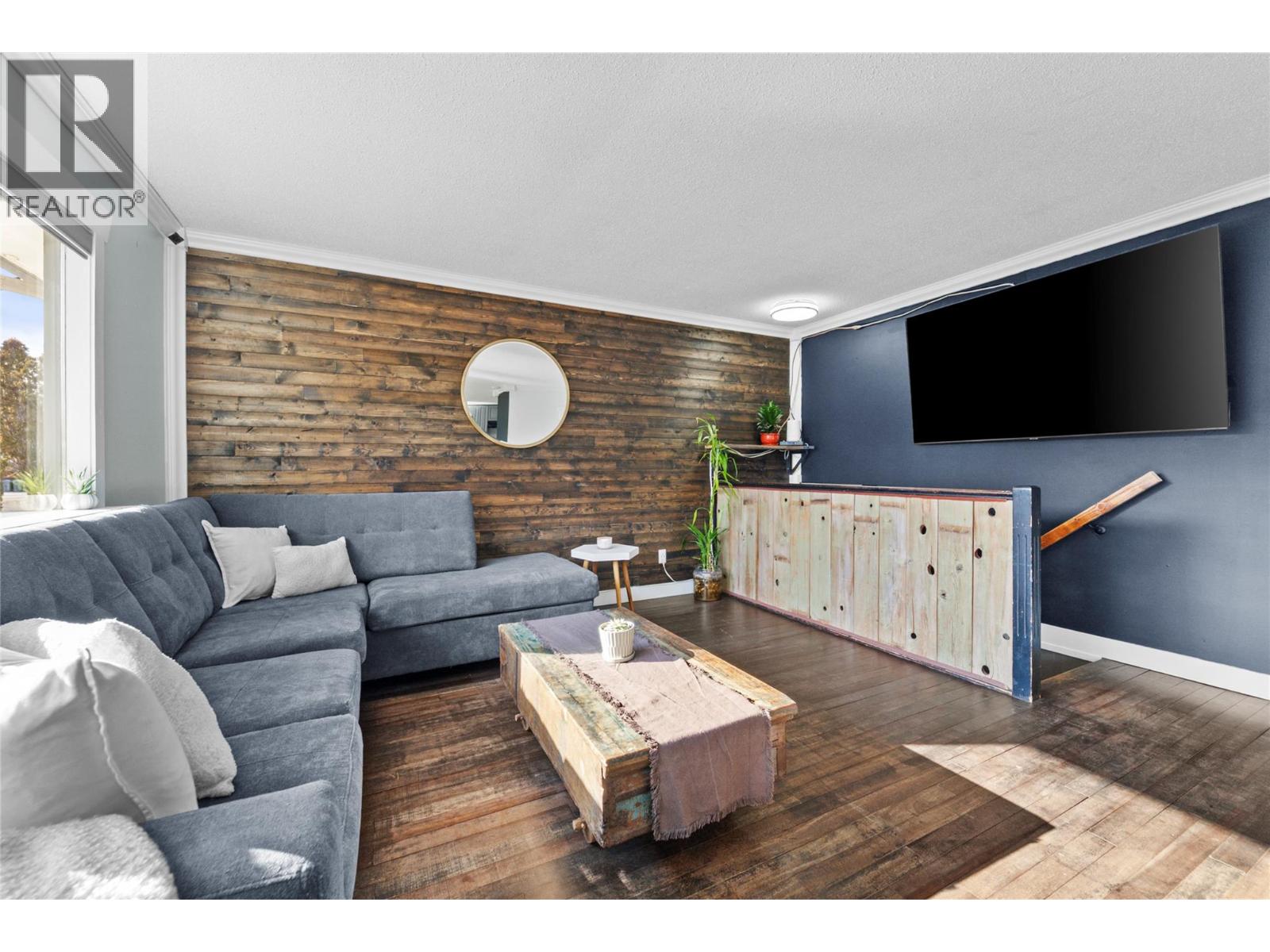 2334 Bossert Avenue, Kamloops, British Columbia  V2B 4V7 - Photo 8 - 10374478