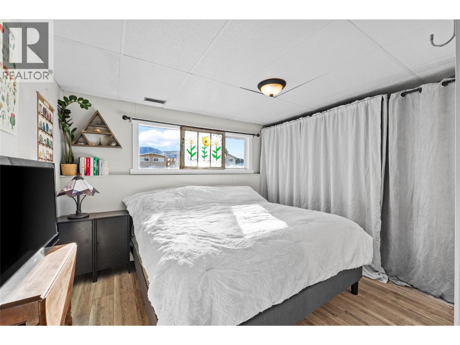 2334 Bossert Avenue, Kamloops, British Columbia  V2B 4V7 - Photo 10 - 10374478