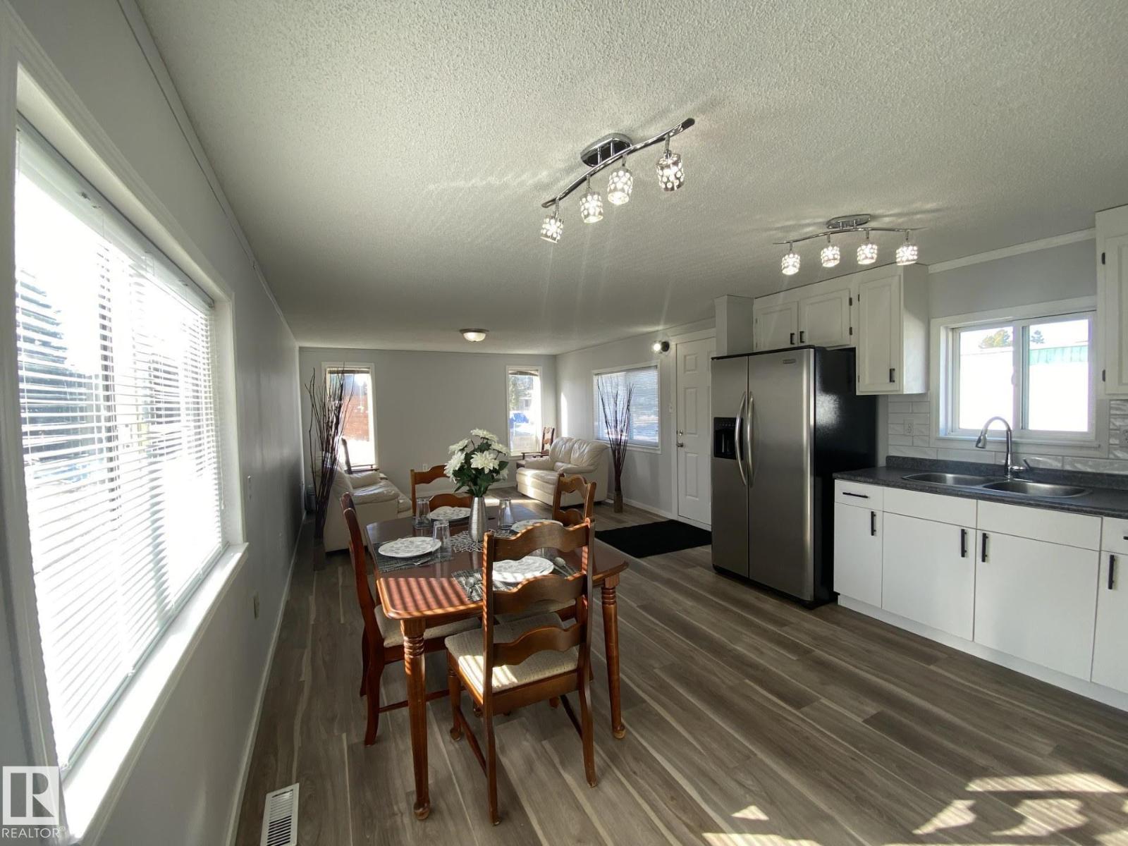 56 Westview Boulevard Nw, Edmonton, Alberta  T5S 1T5 - Photo 6 - E4474835