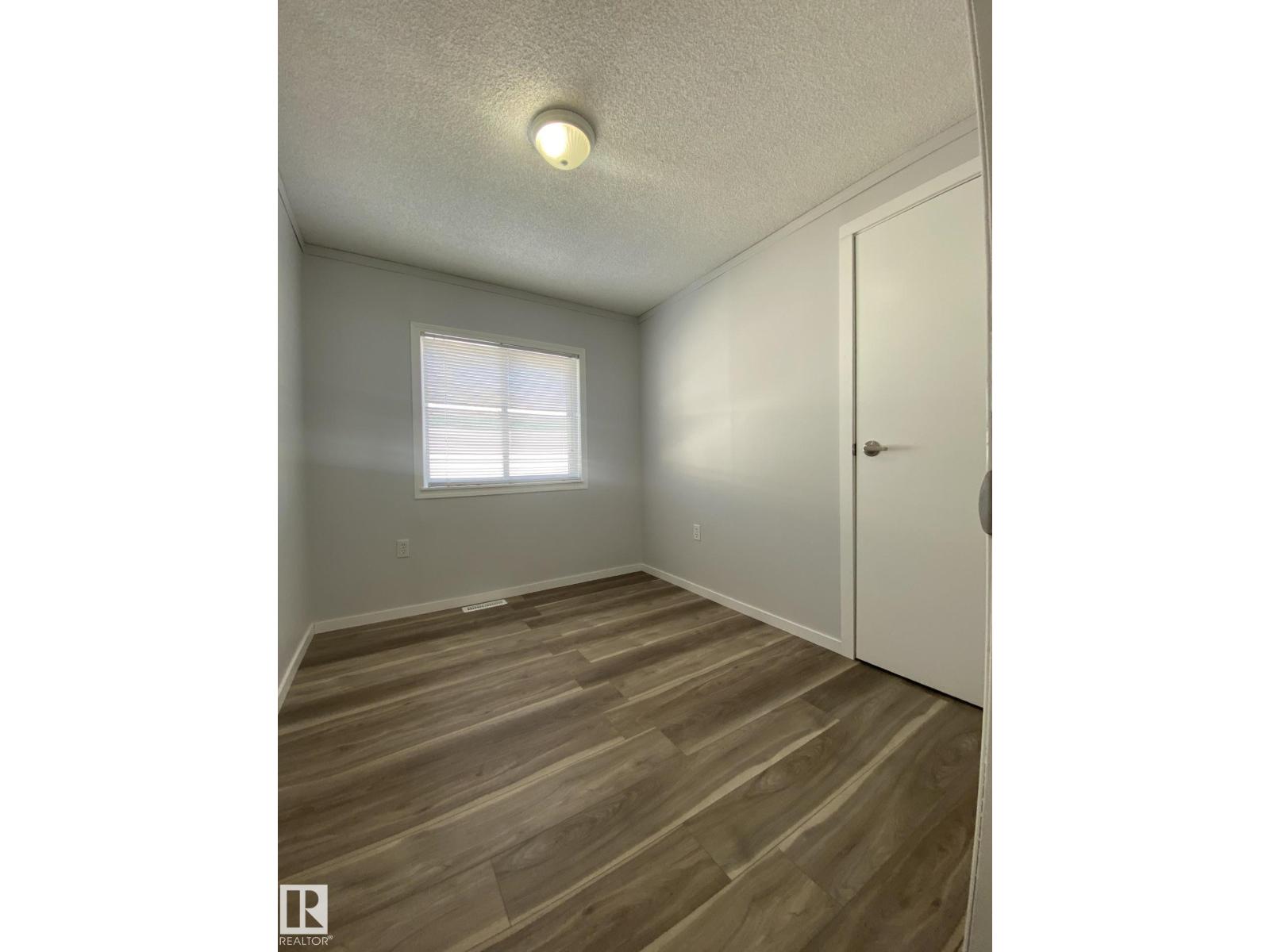 56 Westview Boulevard Nw, Edmonton, Alberta  T5S 1T5 - Photo 7 - E4474835