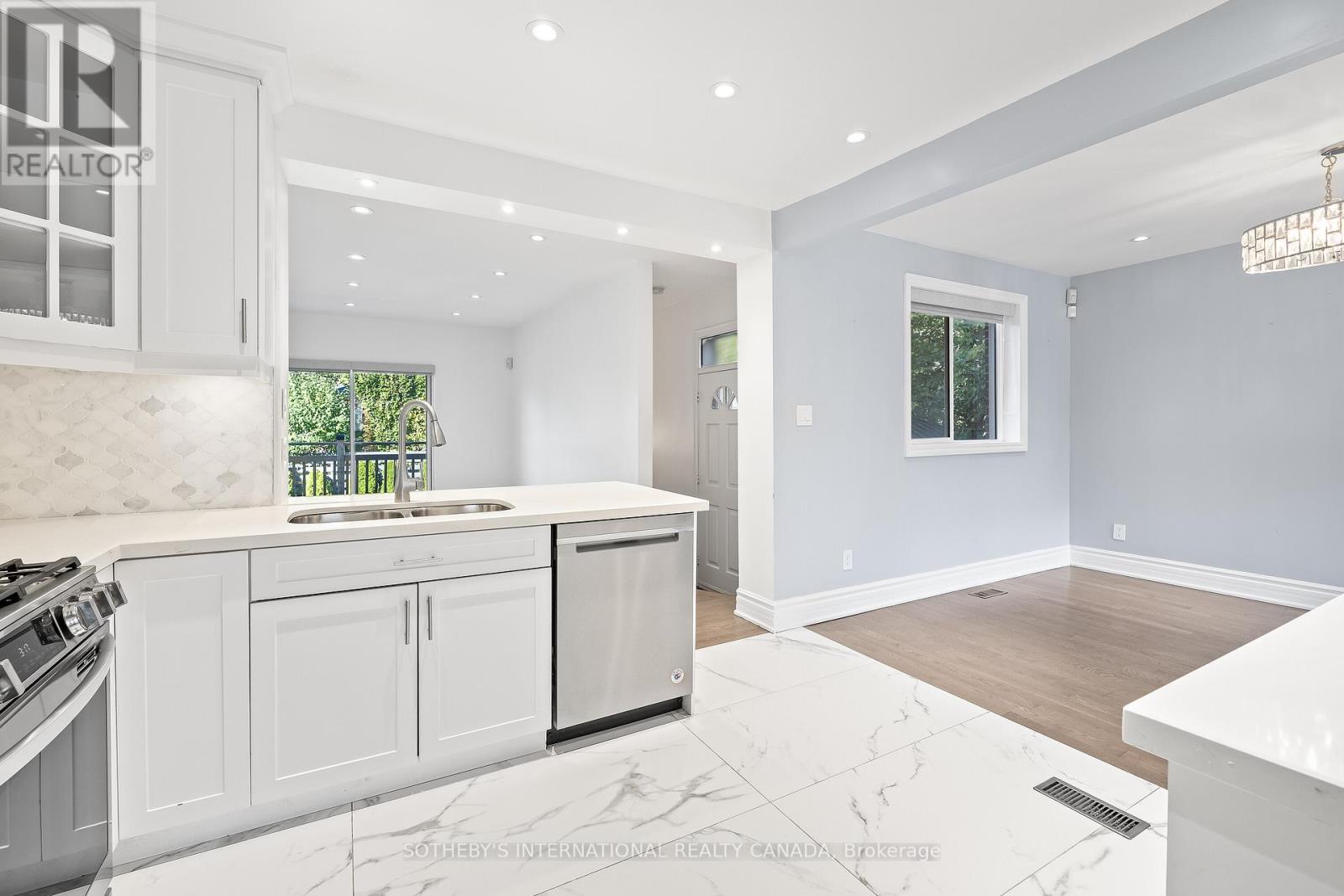 108 Lynedock Crescent, Toronto, Ontario  M3A 2B1 - Photo 12 - C12820762