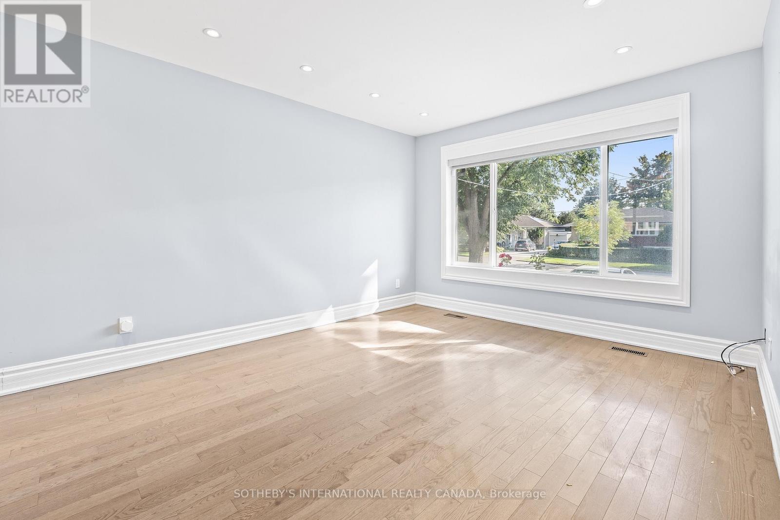 108 Lynedock Crescent, Toronto, Ontario  M3A 2B1 - Photo 5 - C12820762