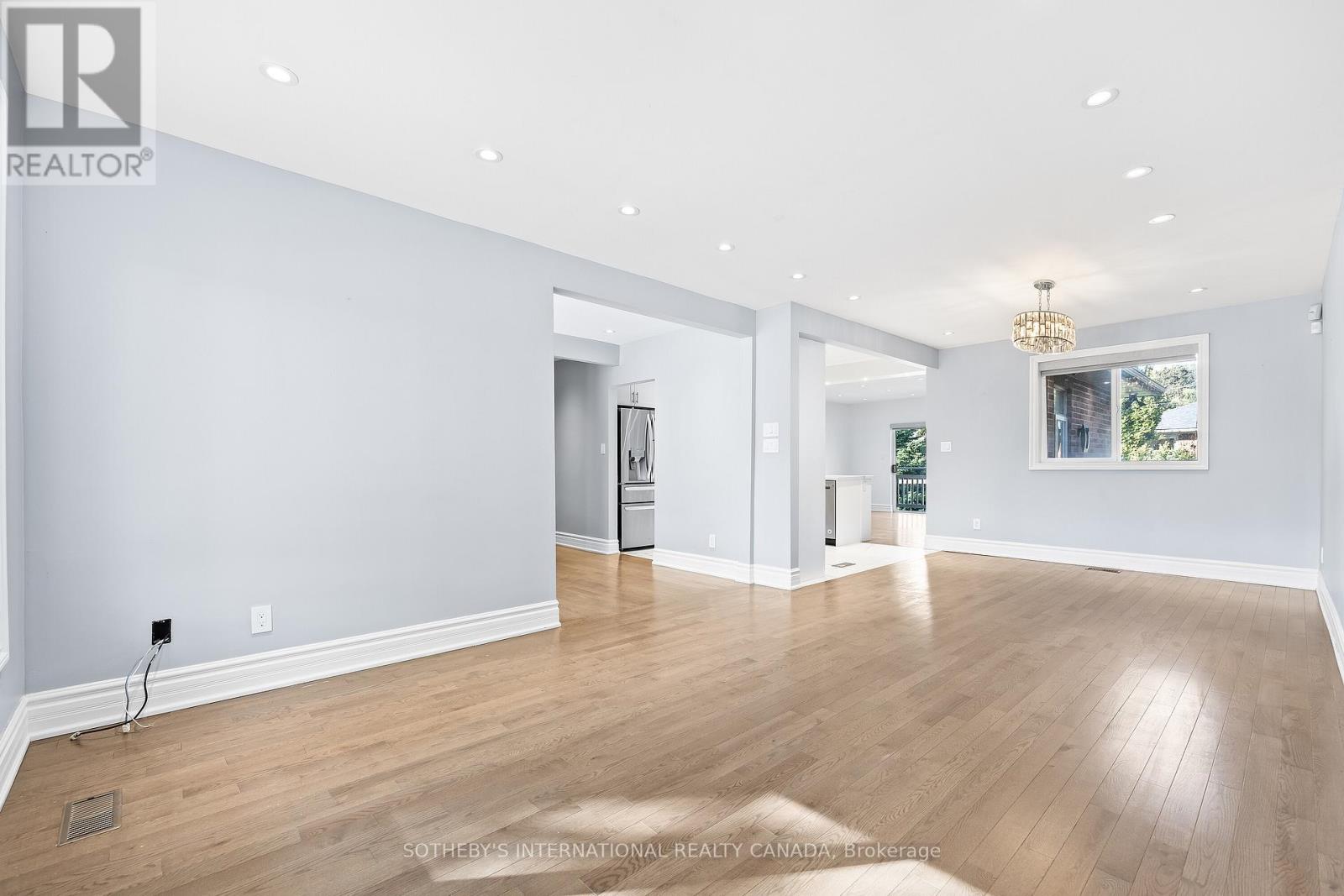 108 Lynedock Crescent, Toronto, Ontario  M3A 2B1 - Photo 7 - C12820762