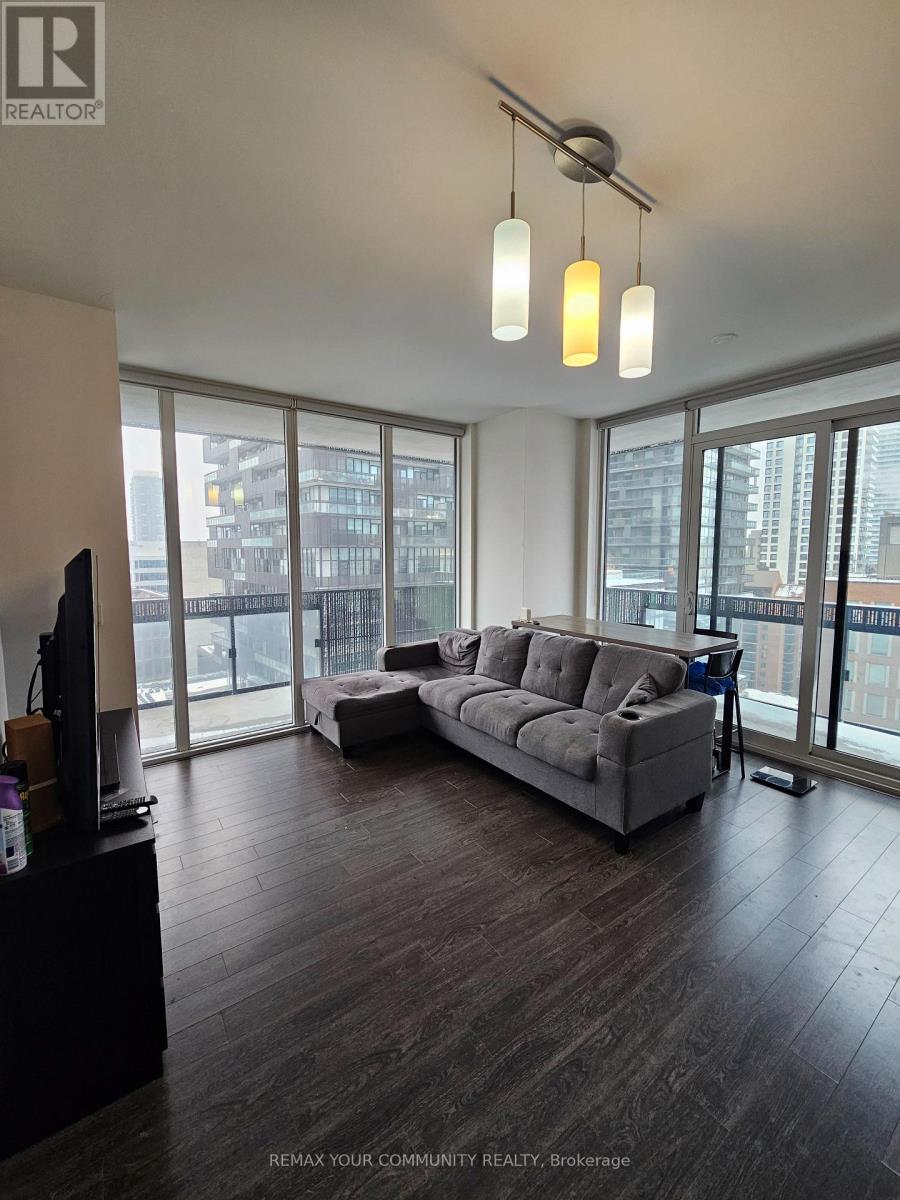 1108 - 8 Eglinton Avenue, Toronto, Ontario  M4P 1A6 - Photo 3 - C12820766