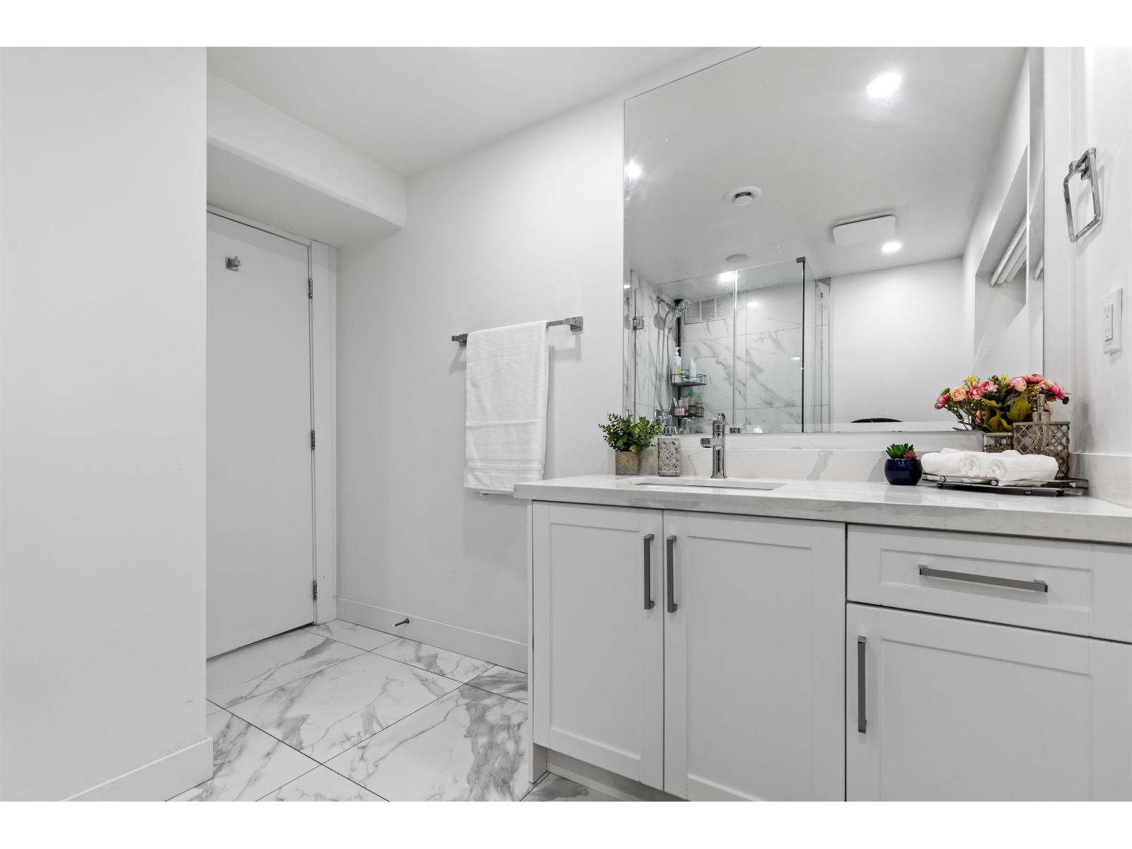 7334 111a Street, Delta, British Columbia  V4C 4S1 - Photo 12 - R3093278