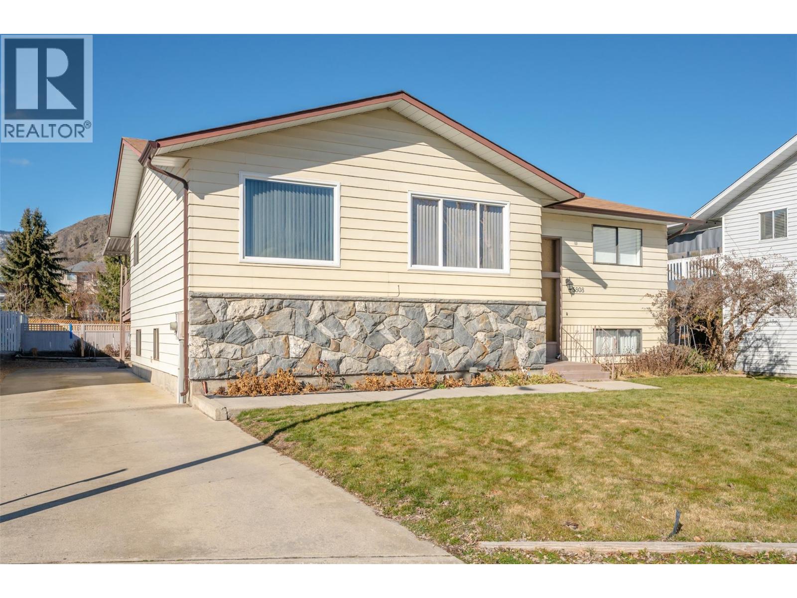 5808 Columbia Street, Oliver, British Columbia  V0H 1T0 - Photo 51 - 10376437