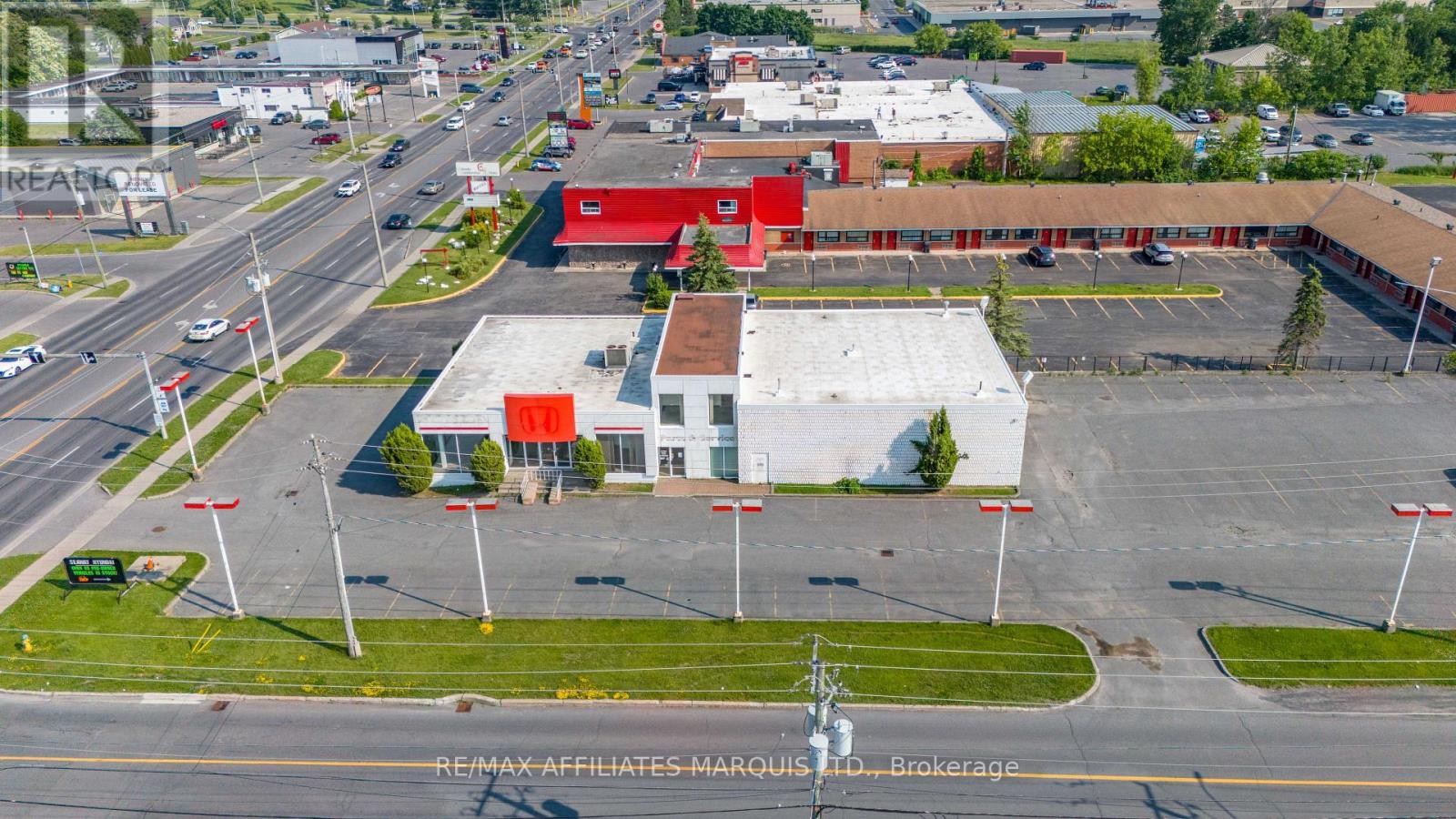 1200 Brookdale Avenue N, Cornwall, Ontario  K6J 4P4 - Photo 2 - X12820730