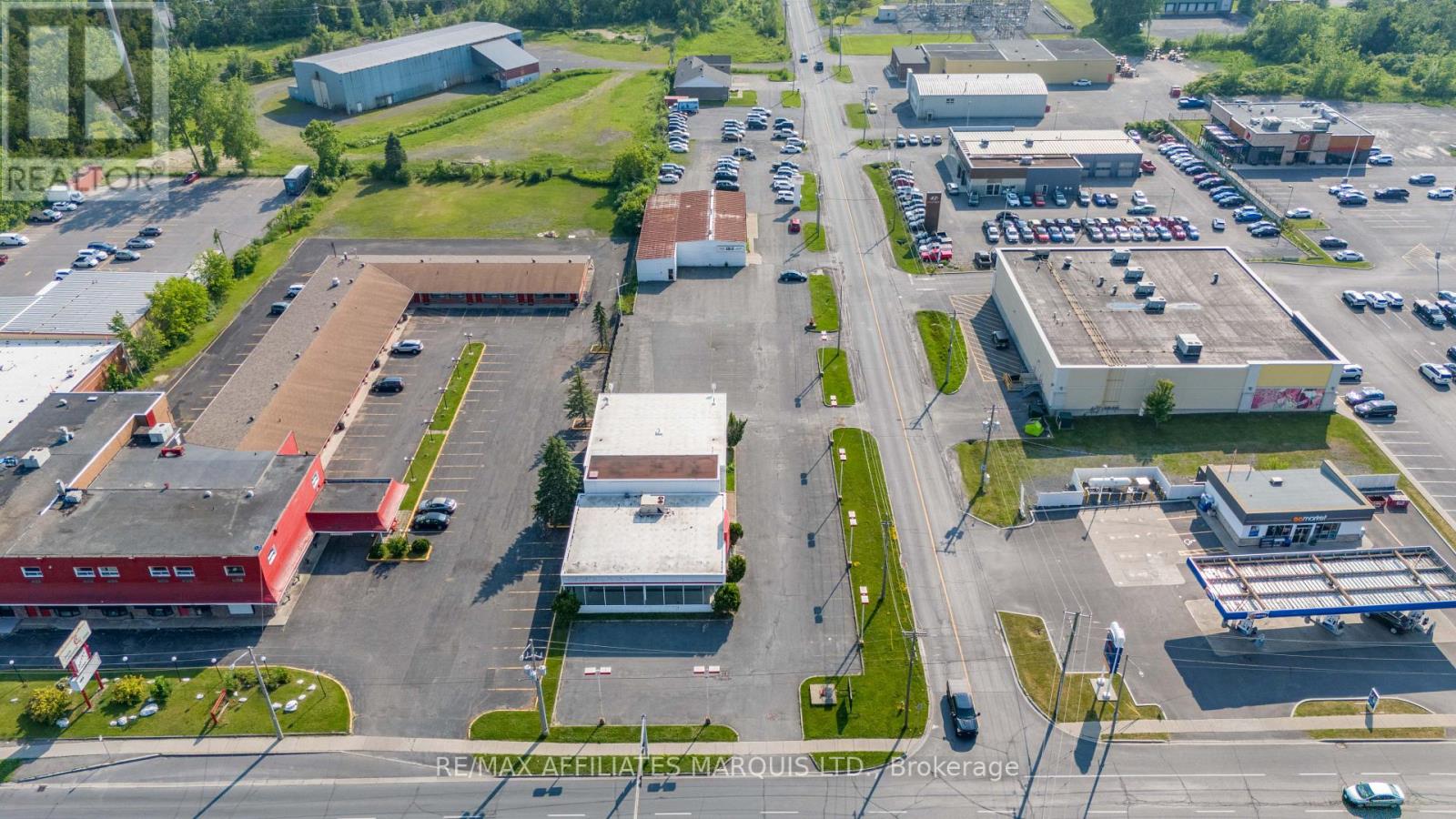 1200 Brookdale Avenue N, Cornwall, Ontario  K6J 4P4 - Photo 9 - X12820730