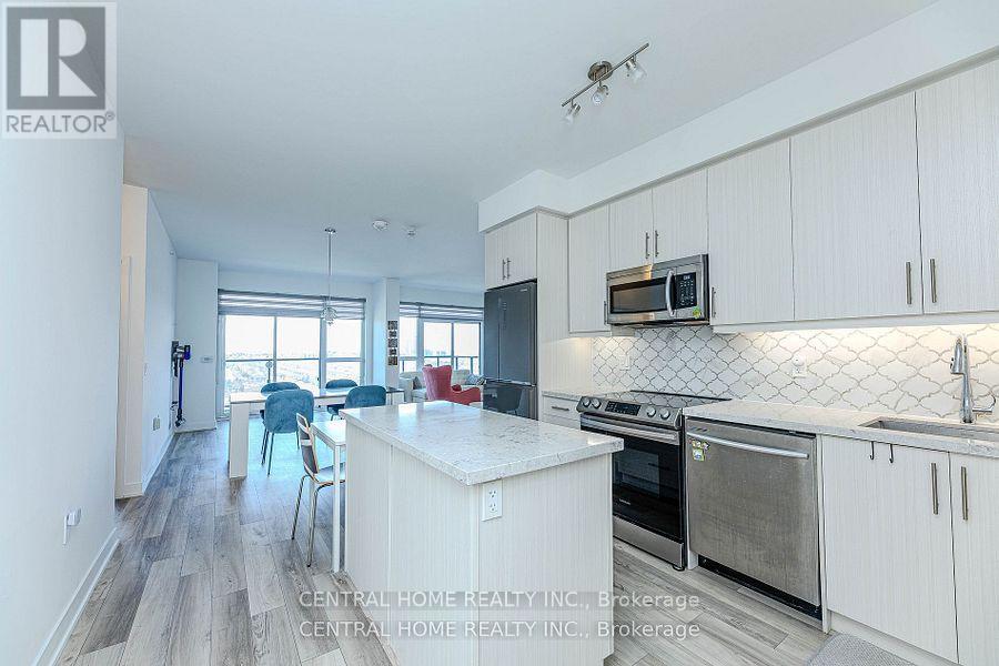 1405 - 75 Oneida Crescent, Richmond Hill, Ontario  L4B 0H3 - Photo 10 - N12820770