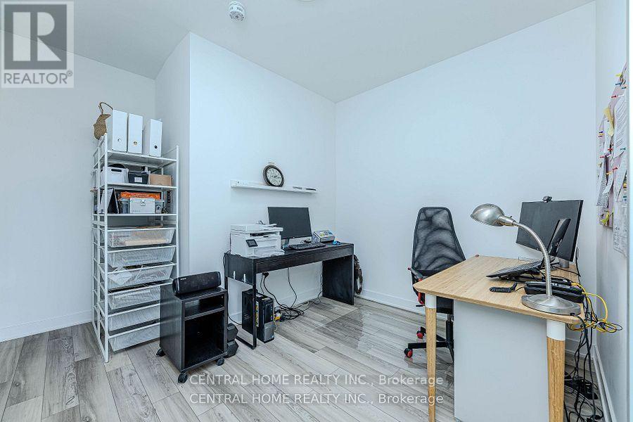 1405 - 75 Oneida Crescent, Richmond Hill, Ontario  L4B 0H3 - Photo 24 - N12820770