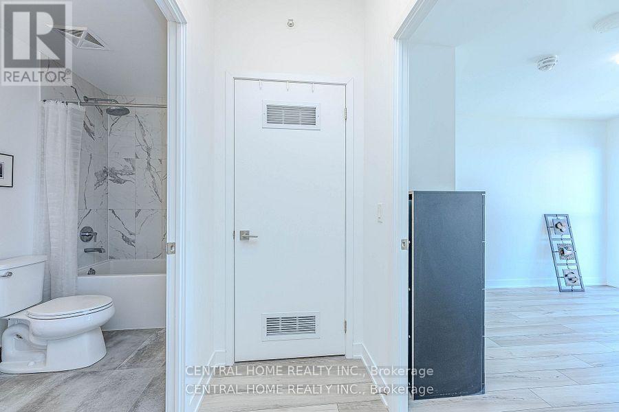 1405 - 75 Oneida Crescent, Richmond Hill, Ontario  L4B 0H3 - Photo 26 - N12820770