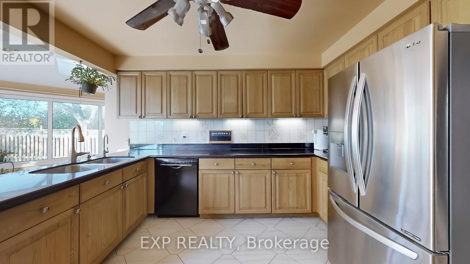 94 Coledale Road, Markham, Ontario  L3R 7V9 - Photo 18 - N12820774