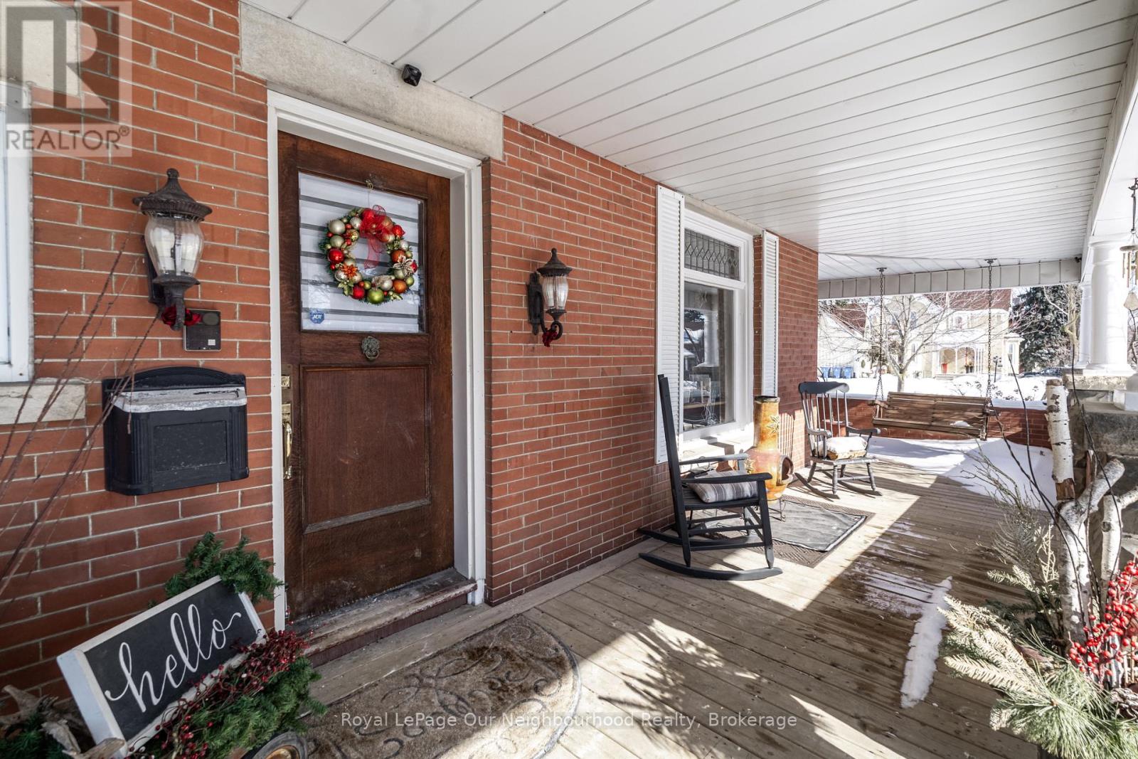 6038 Main Street, Whitchurch-Stouffville (Stouffville), Ontario  L4A 1B8 - Photo 12 - N12820784