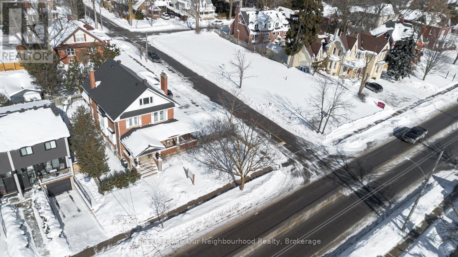 6038 Main Street, Whitchurch-Stouffville (Stouffville), Ontario  L4A 1B8 - Photo 40 - N12820784