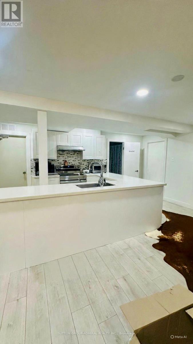 Lower - 25 Arbutus Crescent, Toronto, Ontario  M1P 1W8 - Photo 8 - E12810036