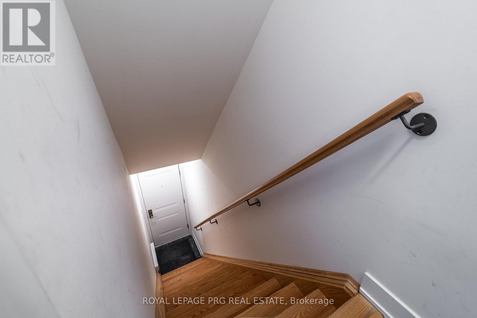 9 - 12860 Yonge Street, Richmond Hill, Ontario  L4E 1J4 - Photo 6 - N12806438