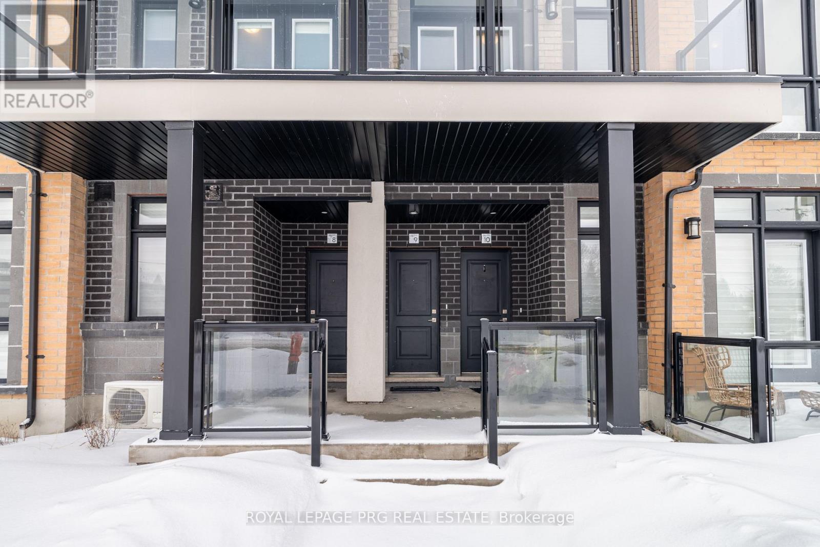 9 - 12860 Yonge Street, Richmond Hill, Ontario  L4E 1J4 - Photo 4 - N12806438