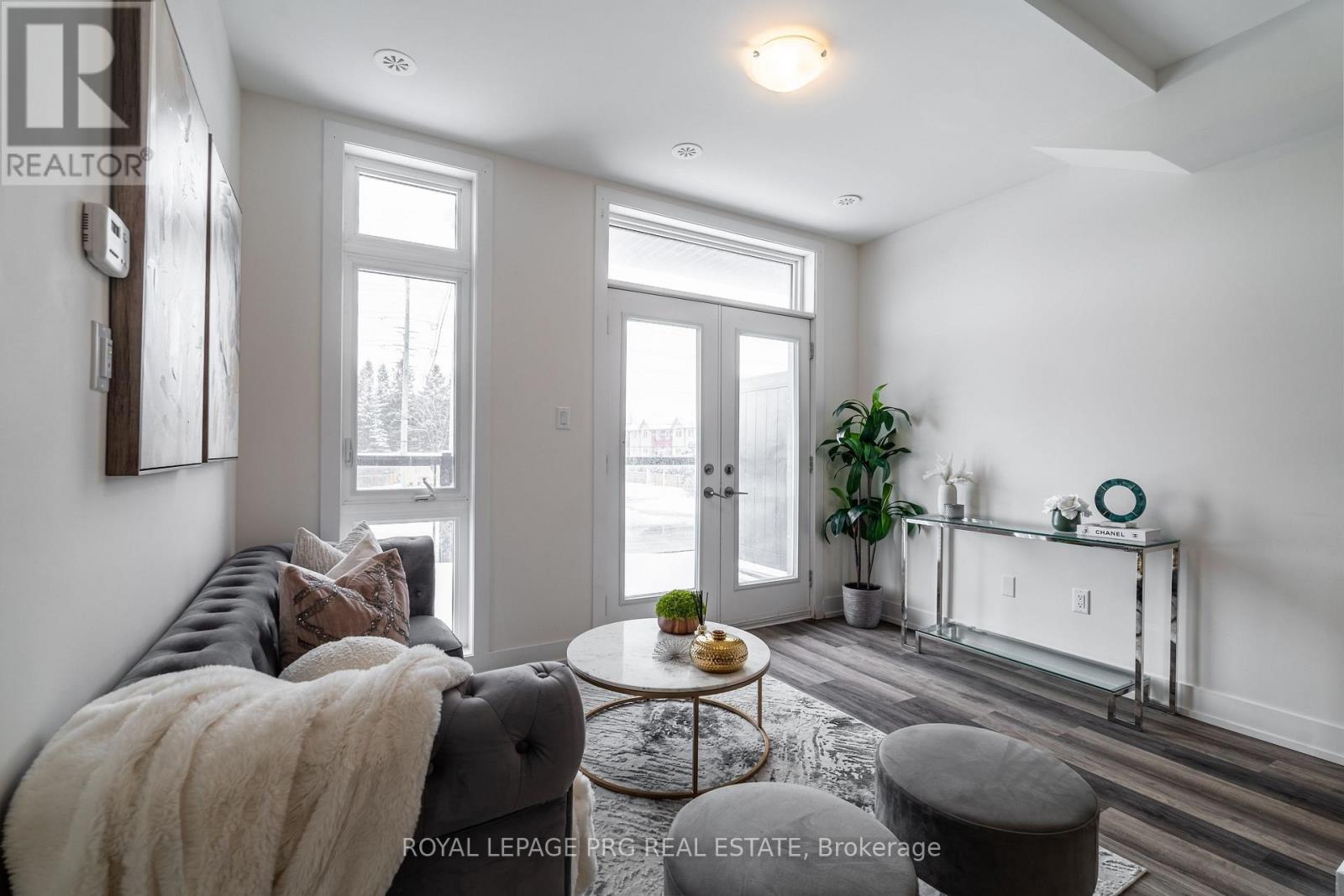 9 - 12860 Yonge Street, Richmond Hill, Ontario  L4E 1J4 - Photo 13 - N12806438