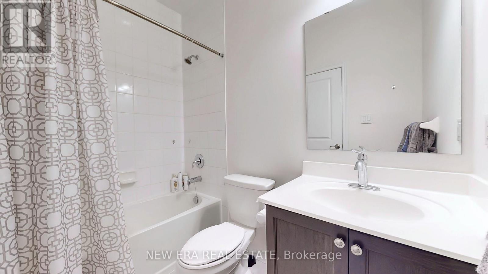 77 Wildflower Lane, Halton Hills, Ontario  L7G 0A5 - Photo 35 - W12816924