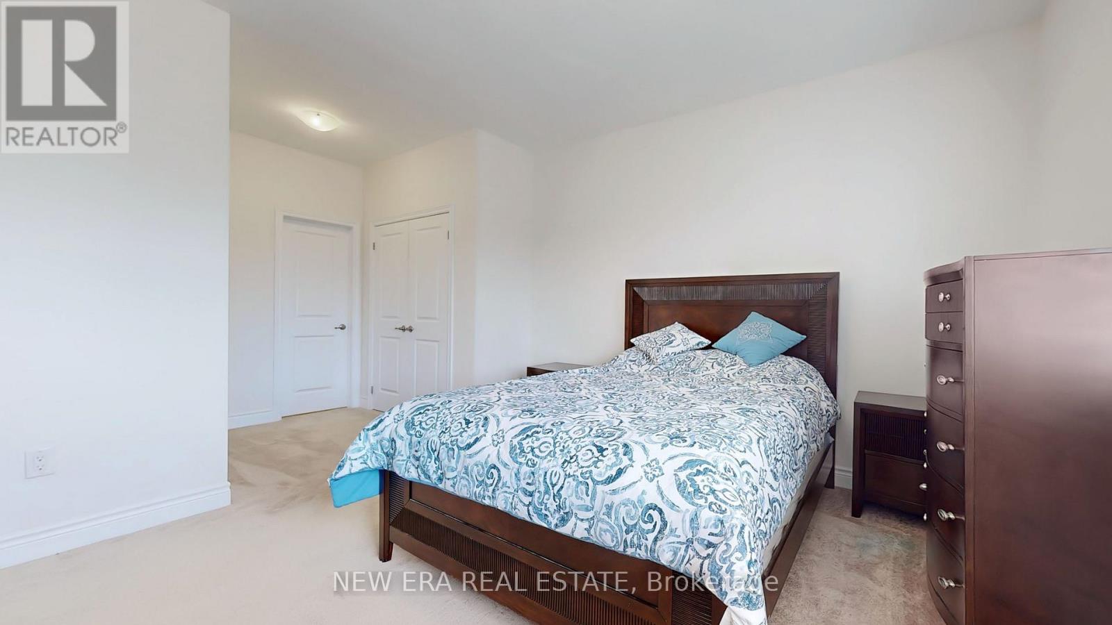 77 Wildflower Lane, Halton Hills, Ontario  L7G 0A5 - Photo 34 - W12816924