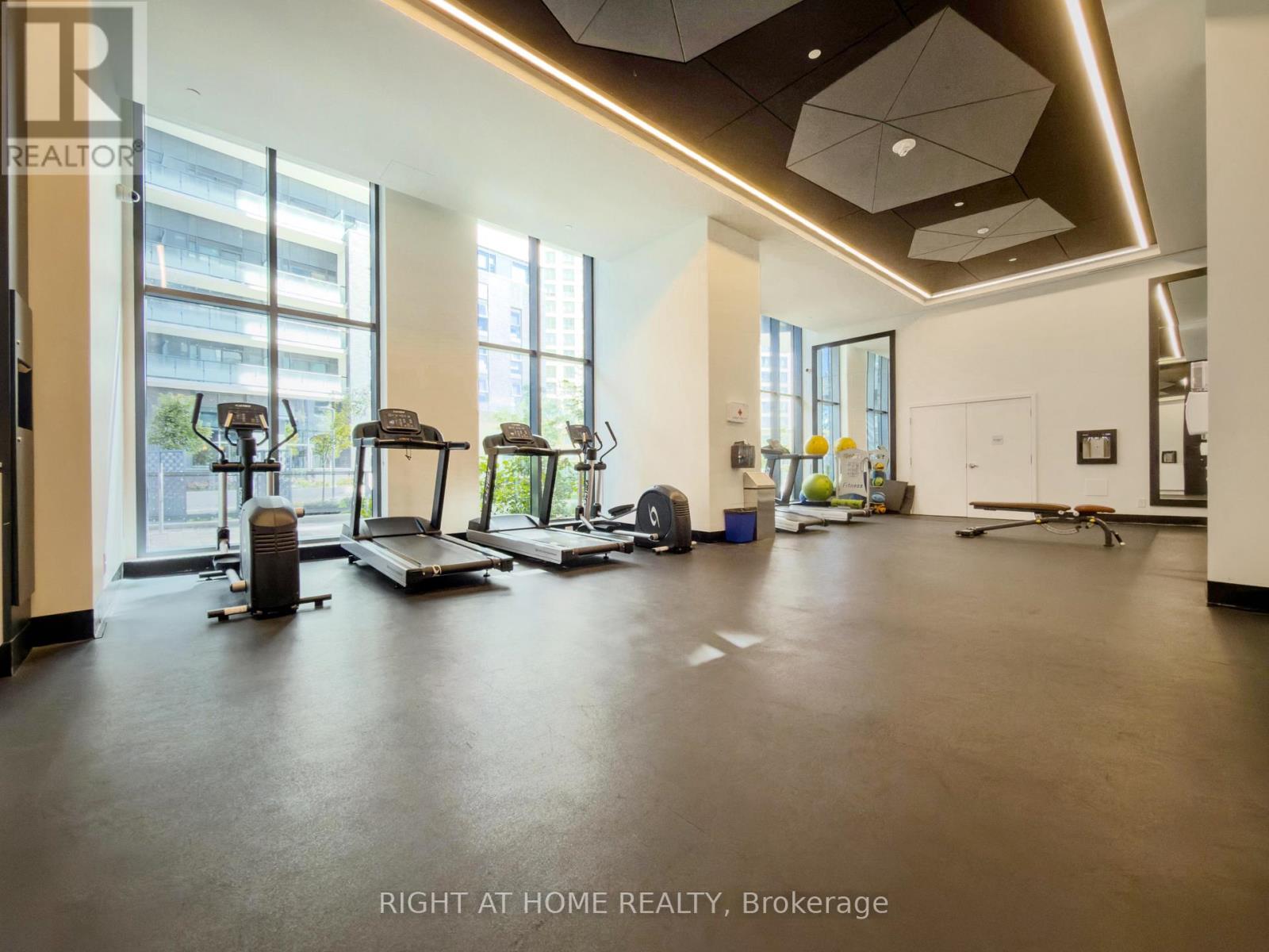 1404 - 30 Samuel Wood Way, Toronto, Ontario  M9B 0C9 - Photo 32 - W12820740