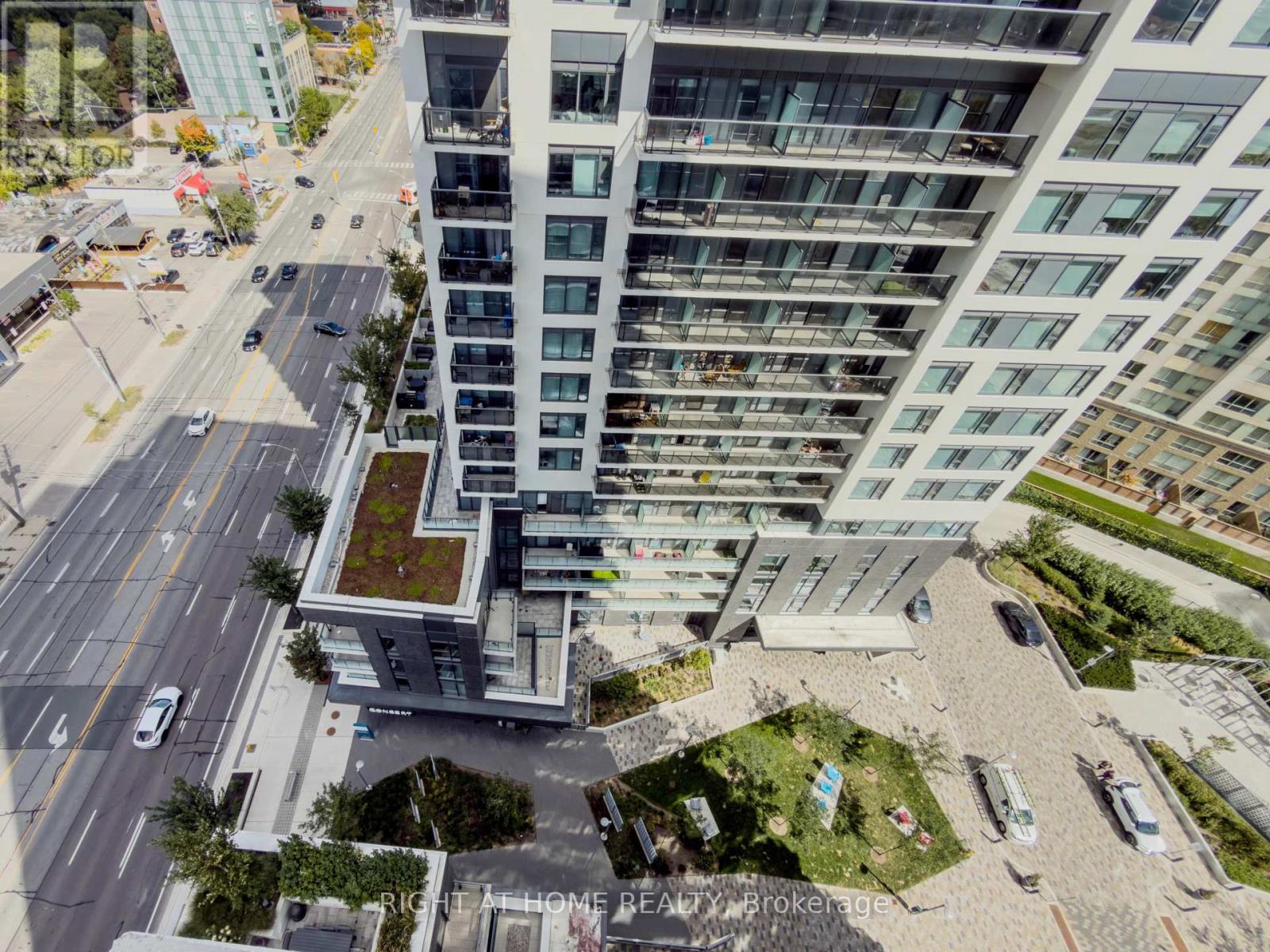 1404 - 30 Samuel Wood Way, Toronto, Ontario  M9B 0C9 - Photo 37 - W12820740