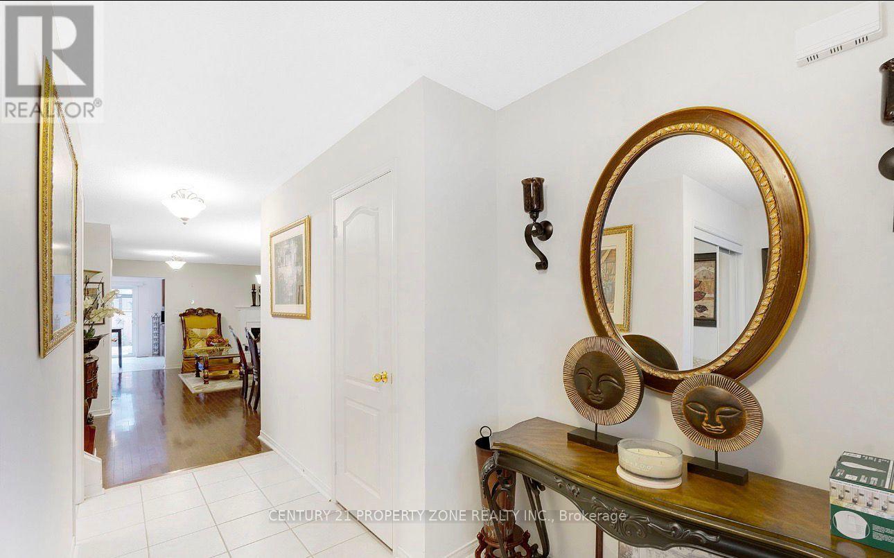 83 Spicebush Terrace, Brampton, Ontario  L6X 0J5 - Photo 8 - W12820748