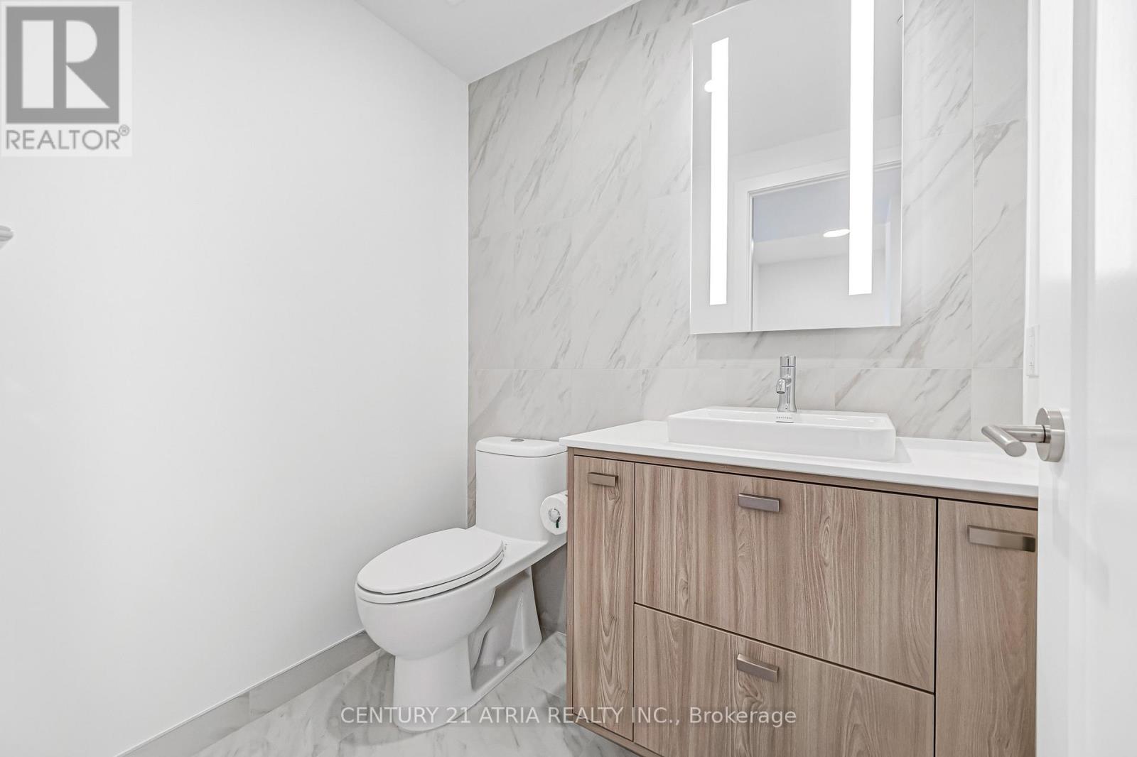 317 - 858 Dupont Street, Toronto, Ontario  M6G 0C1 - Photo 7 - W12820792