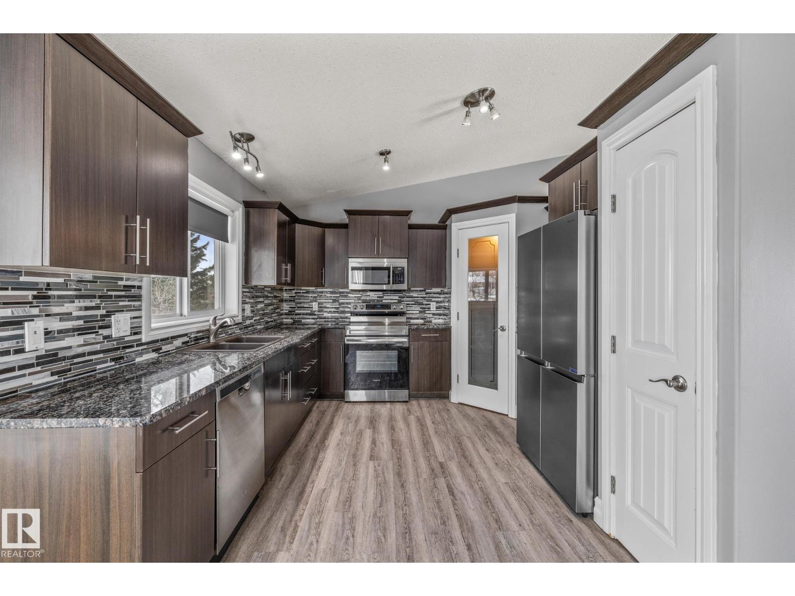 4501 56 Av, Bruderheim, Alberta  T0B 0S0 - Photo 13 - E4474837