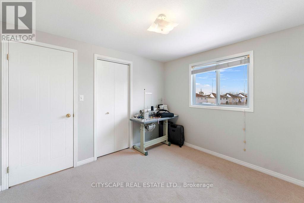 67 Maple Bush Drive, Cambridge, Ontario  N1T 2C6 - Photo 22 - X12820734