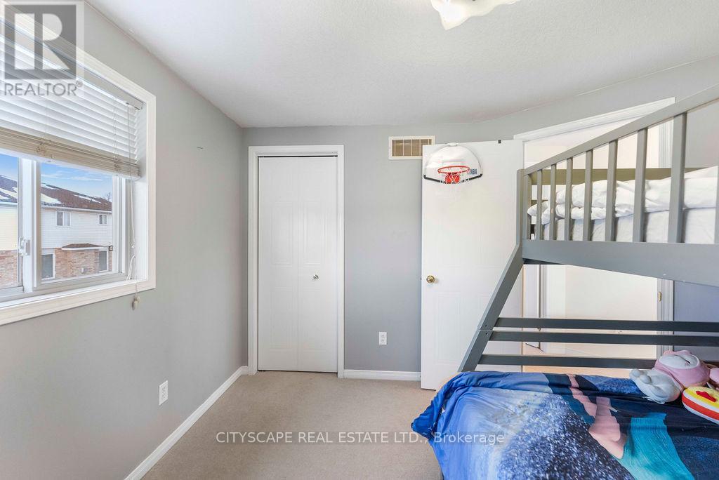 67 Maple Bush Drive, Cambridge, Ontario  N1T 2C6 - Photo 24 - X12820734