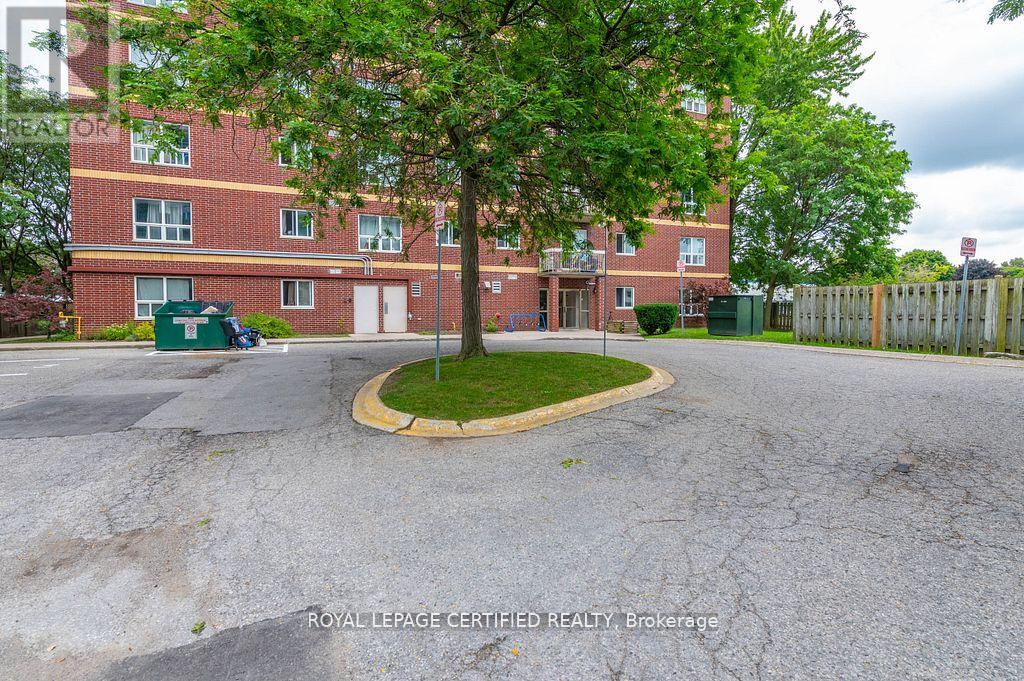 301 - 626 First Street, London East, Ontario  N5V 2A2 - Photo 2 - X12820778