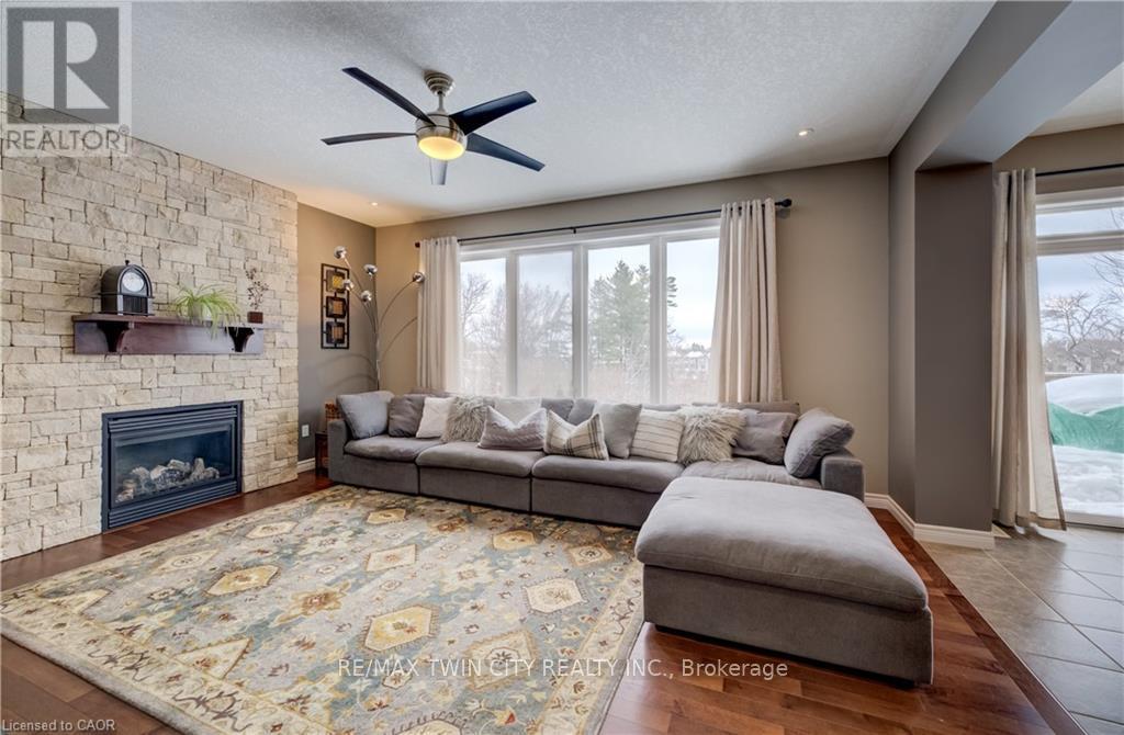 928 Evens Pond Court, Kitchener, Ontario  N2R 0B8 - Photo 20 - X12820788