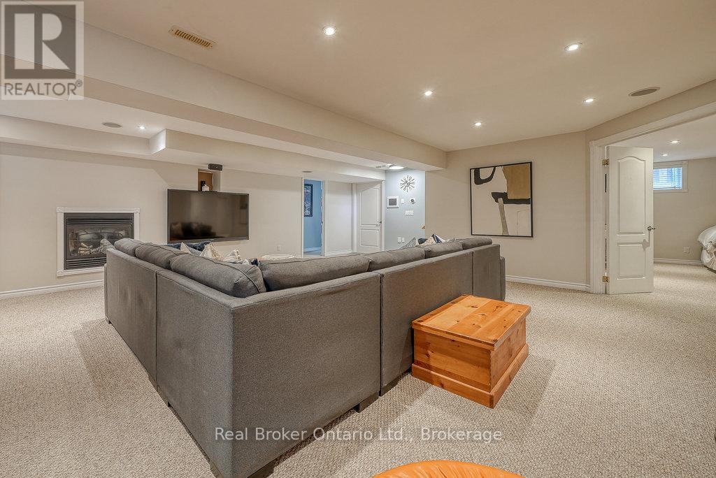 504 Crestwood Court, Woodstock, Ontario  N4T 1V3 - Photo 32 - X12786296