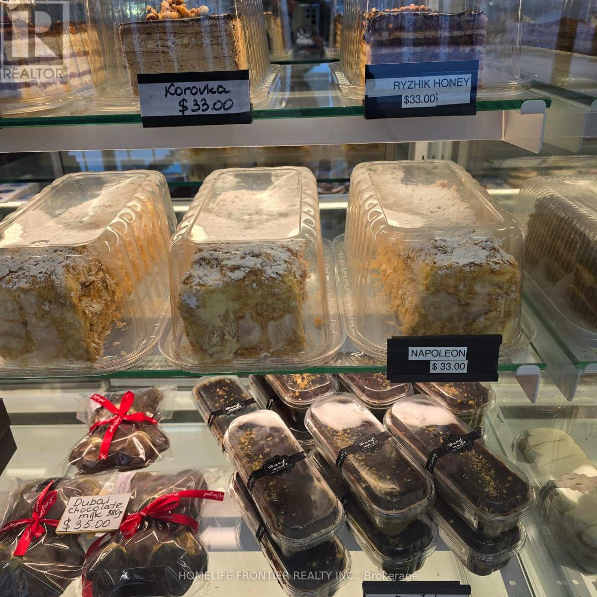 16 Wilstead Drive, Newmarket, Ontario  L3Y 4T9 - Photo 9 - N12820550