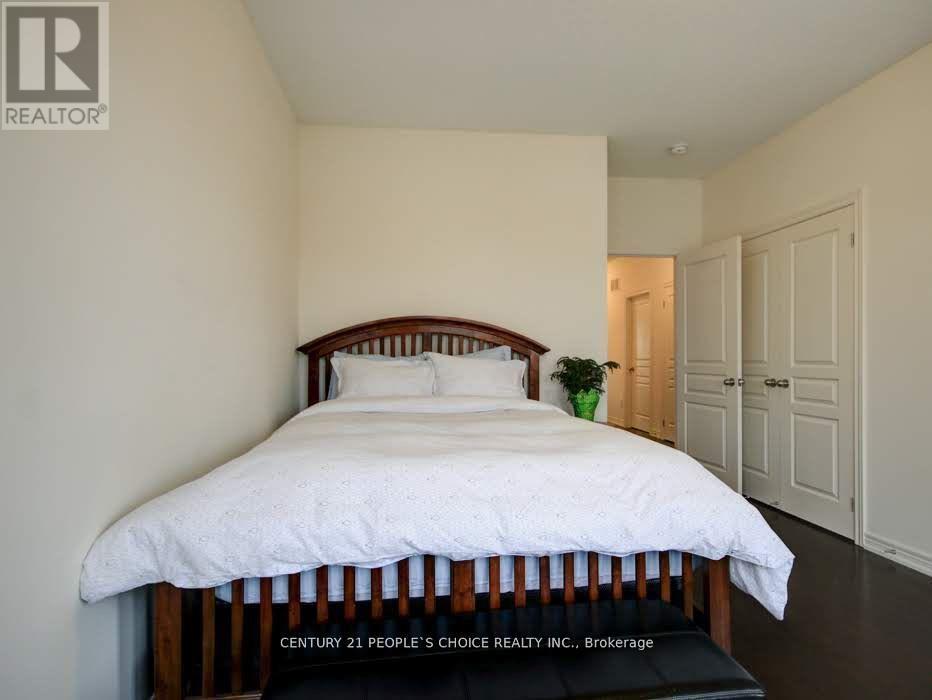 24 Haverstock Crescent, Brampton, Ontario  L7A 0G1 - Photo 10 - W12819858