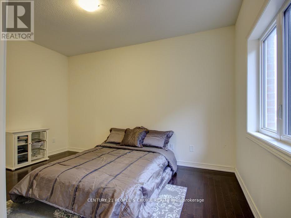 24 Haverstock Crescent, Brampton, Ontario  L7A 0G1 - Photo 11 - W12819858